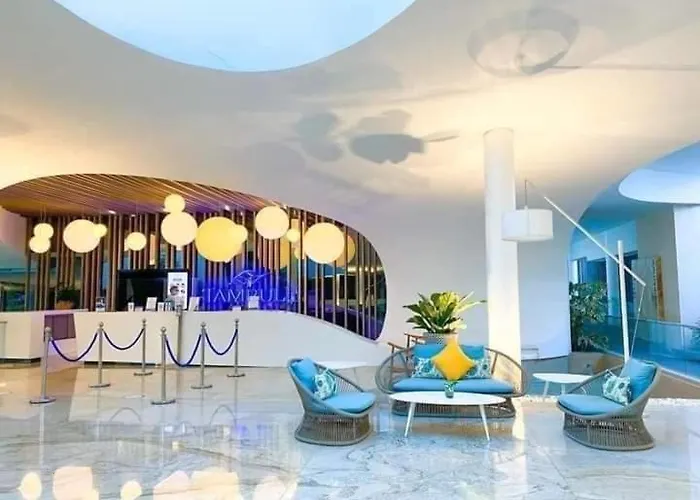 Hotel Tambuli Tower D 5*